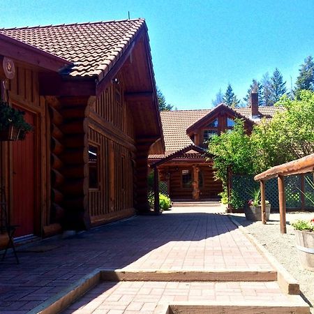 Hitching Post Resort Kelowna Exteriér fotografie