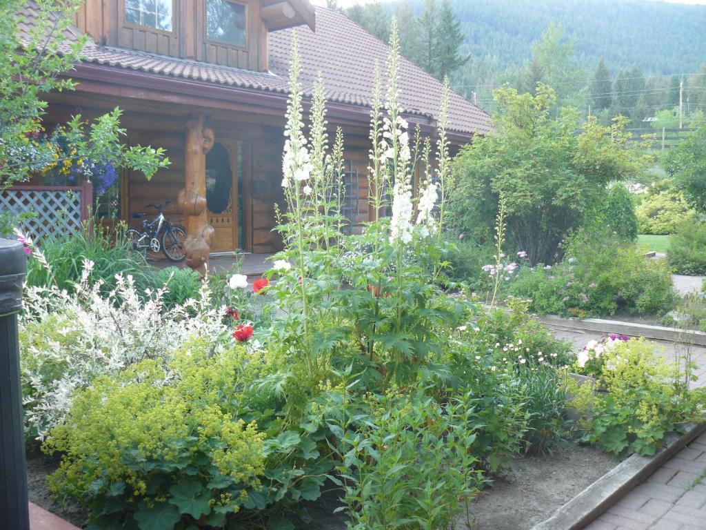 Hitching Post Resort Kelowna Exteriér fotografie